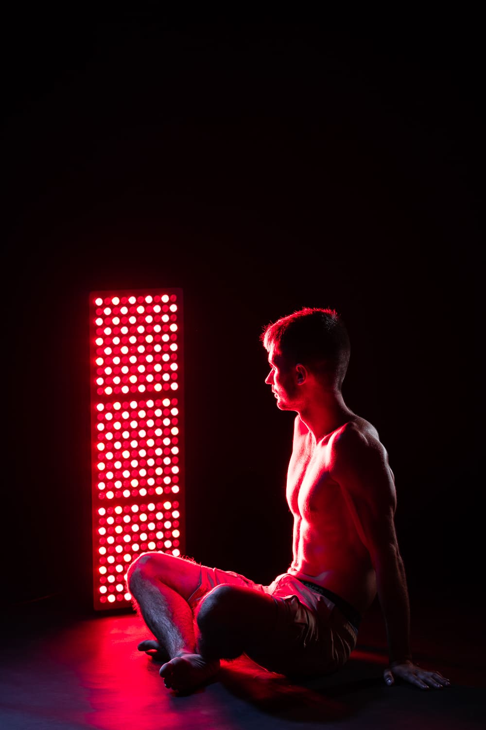 Mitochondriak - red, nir and UV light therapy devices, blue light blocking glasses and indoor lightning solutions